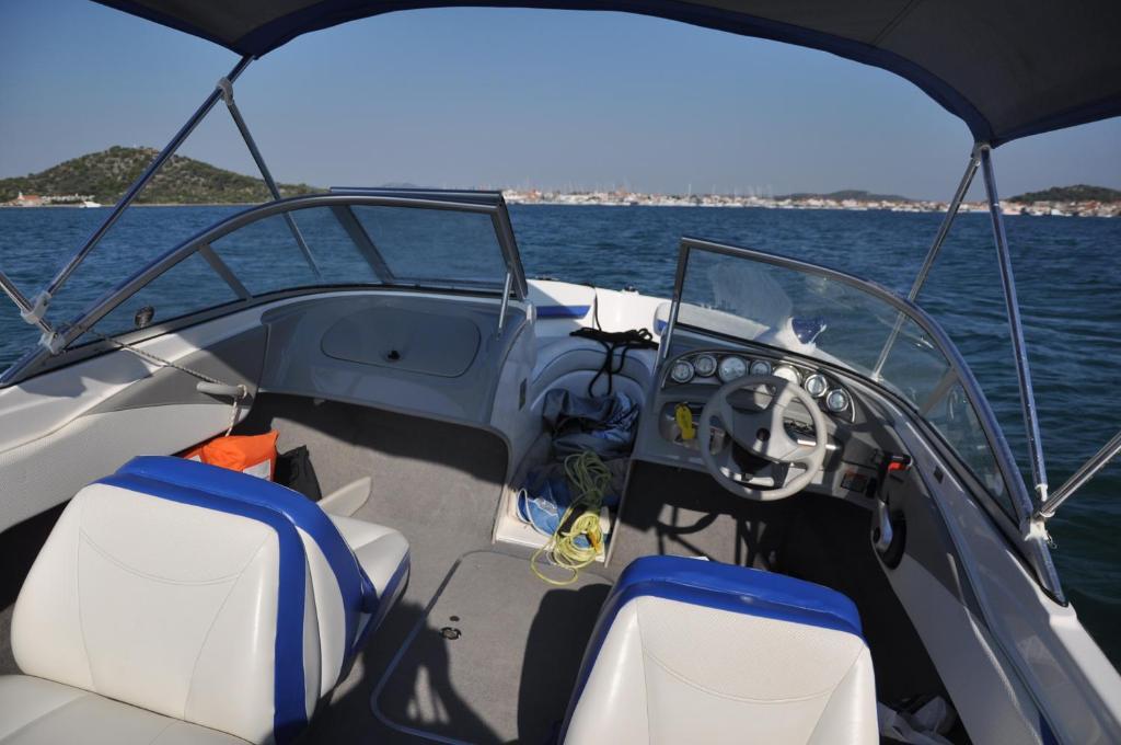Nautica Apartments Бетина Екстериор снимка