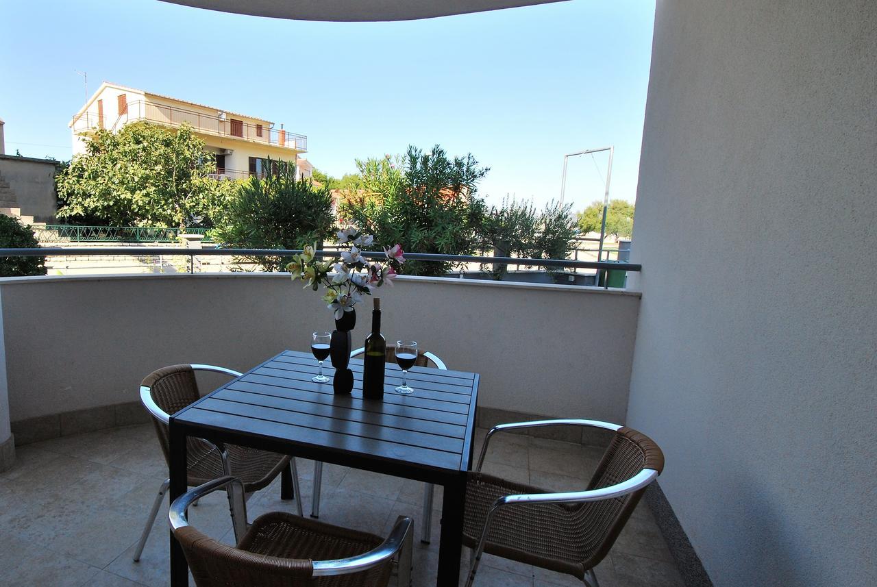 Nautica Apartments Бетина Екстериор снимка