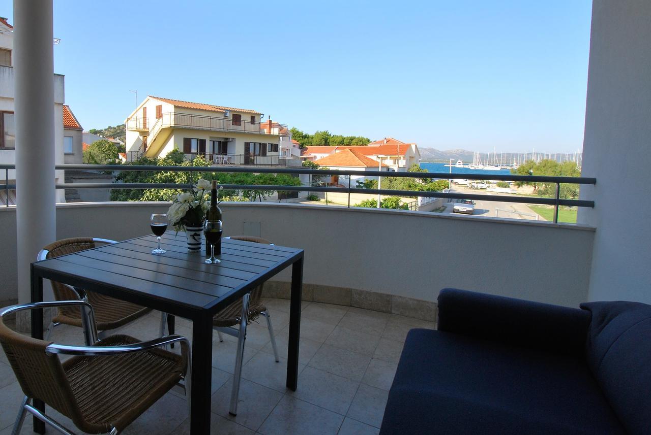 Nautica Apartments Бетина Екстериор снимка