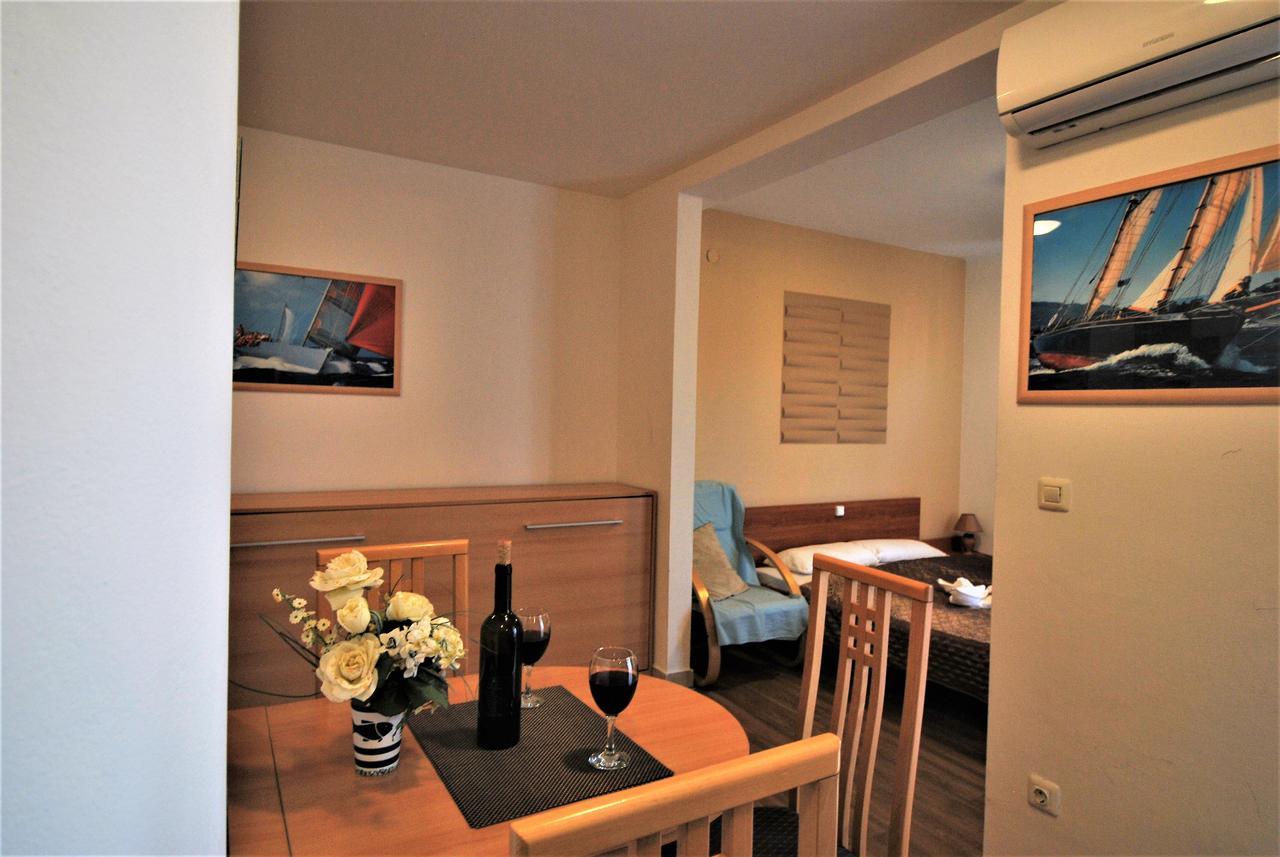 Nautica Apartments Бетина Екстериор снимка