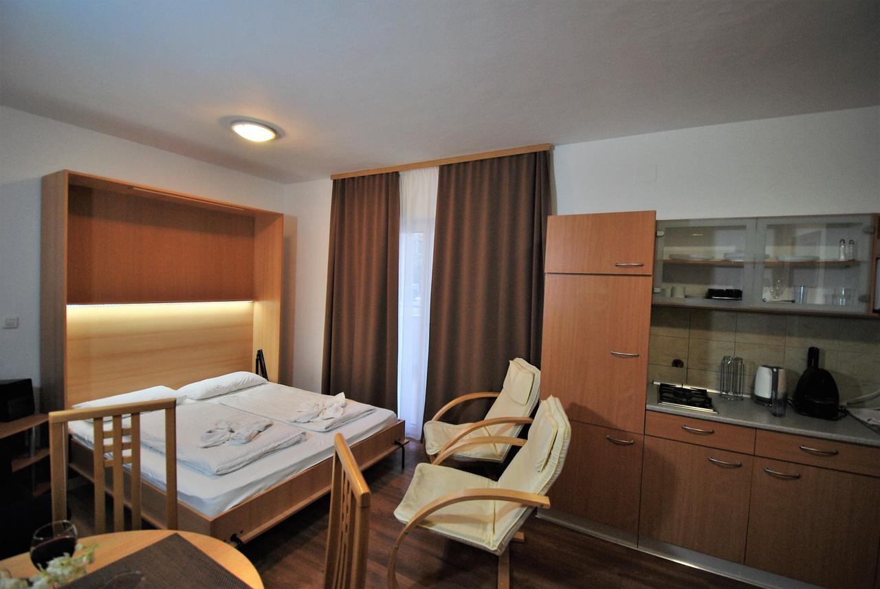 Nautica Apartments Бетина Екстериор снимка