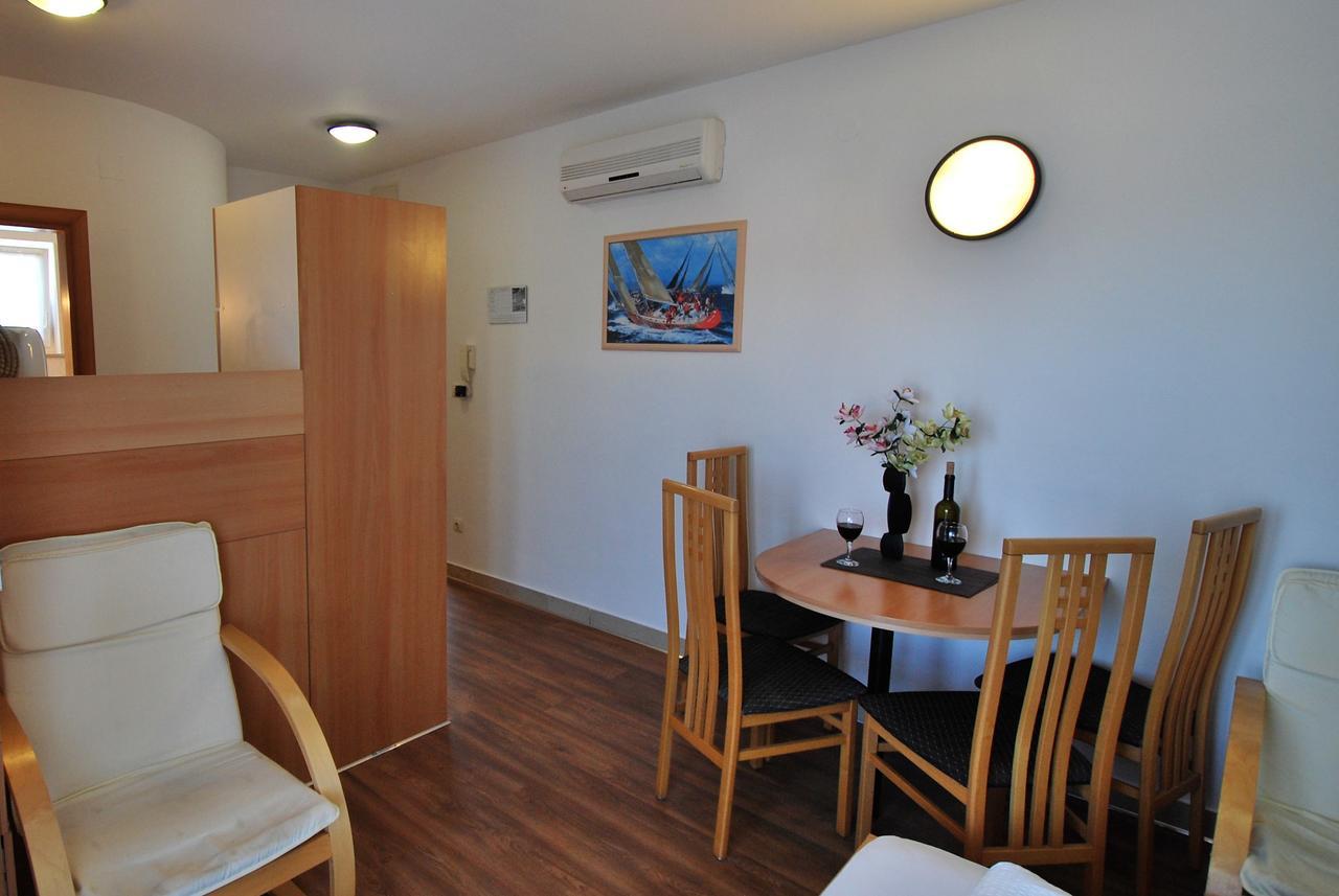 Nautica Apartments Бетина Екстериор снимка
