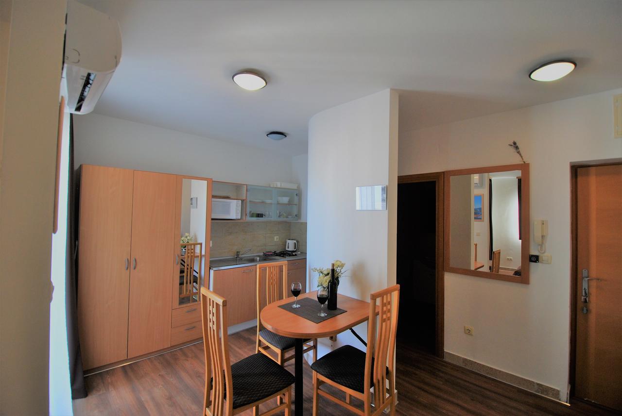 Nautica Apartments Бетина Екстериор снимка